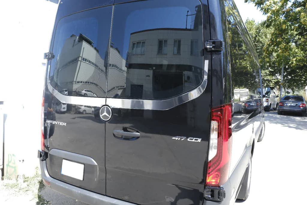 Кромка заднього скла V-2 Carmos (2 шт, нерж) 3