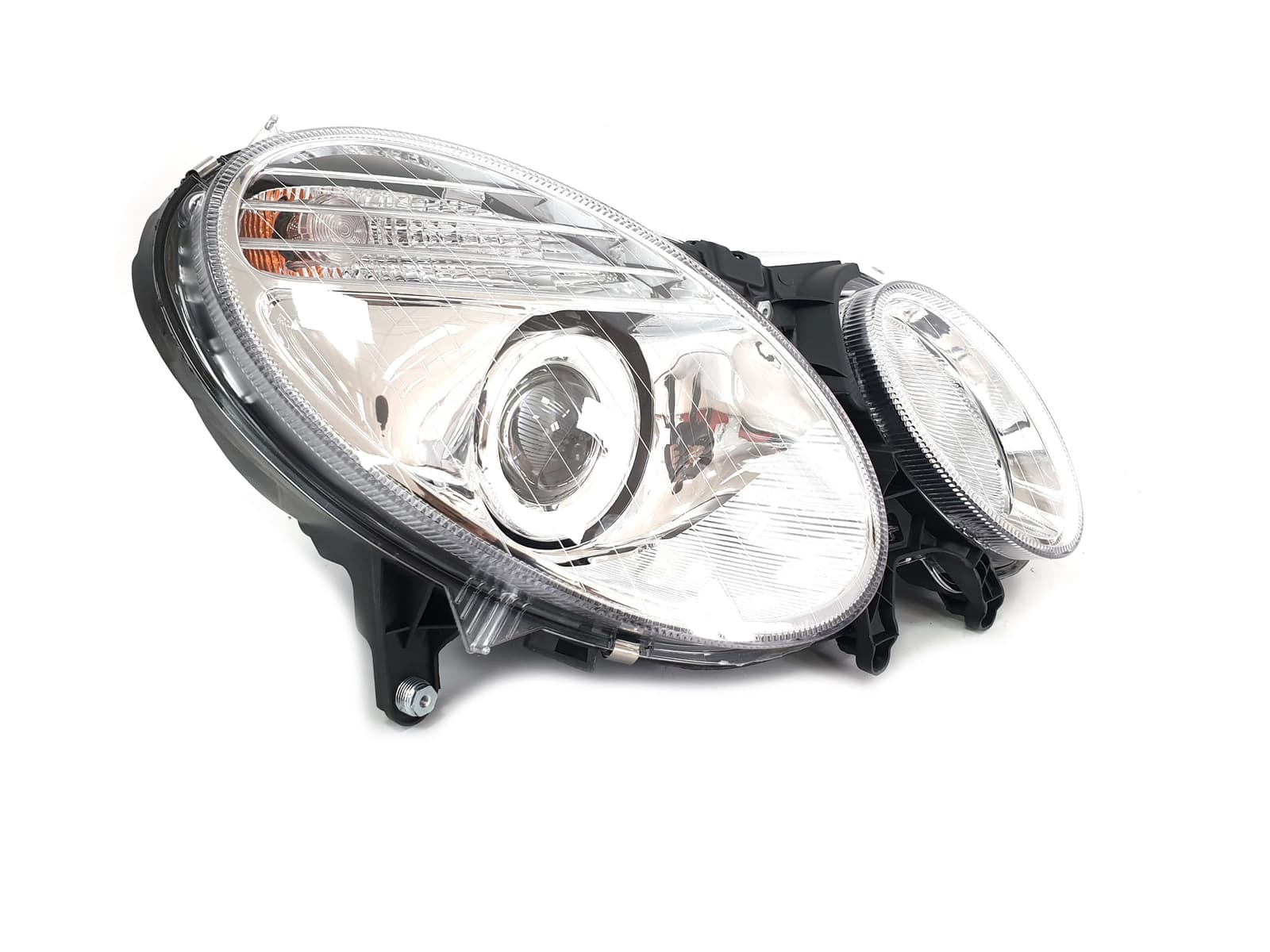 Передні фари Галоген на Mercedes-Benz E-Class W211 2007-2009 року 4
