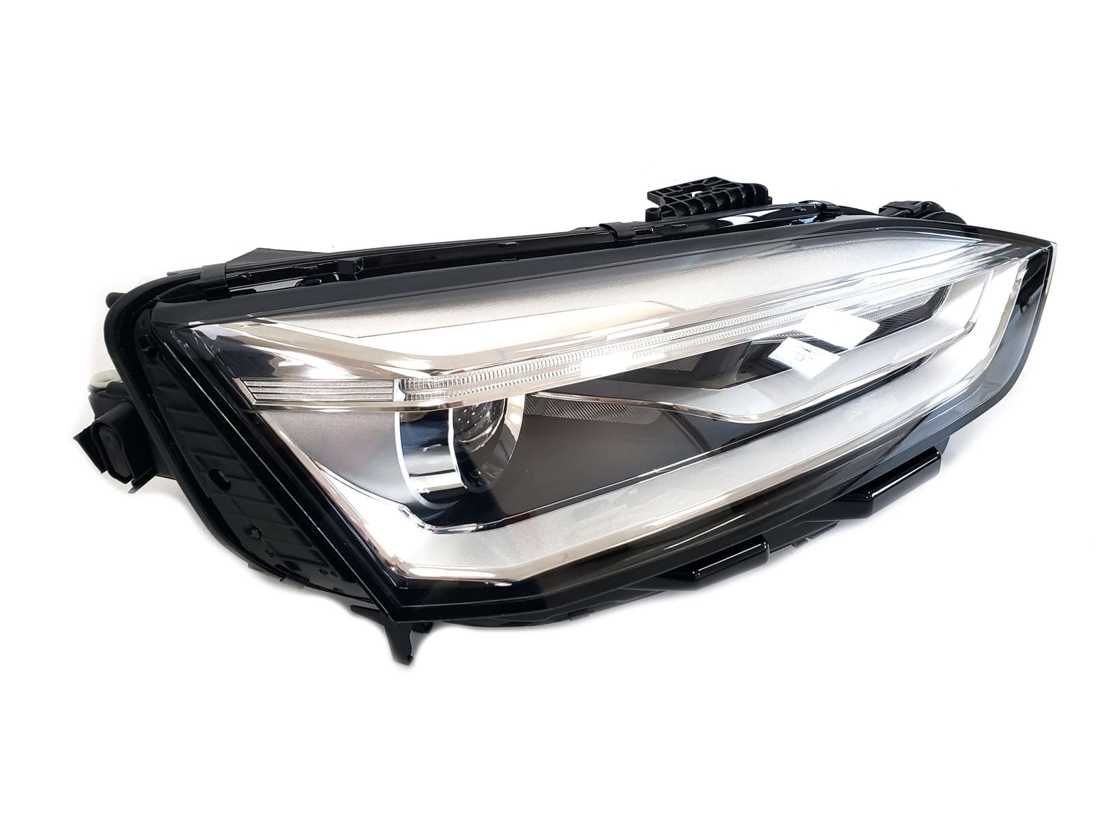 Передні фари (Bi-Xenon No Adaptive Європа) без блоків на Audi A5 B9 2016-2020 року 3