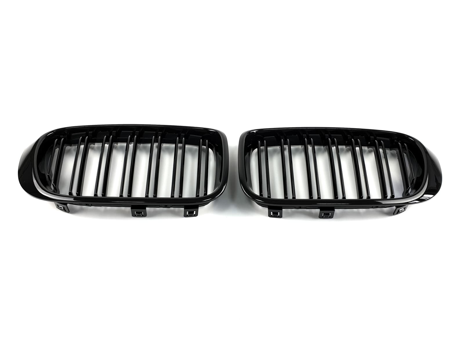 Ніздрі Чорний глянець (Подвійні M-Look) на BMW X3 F25 2014-2017 року 2