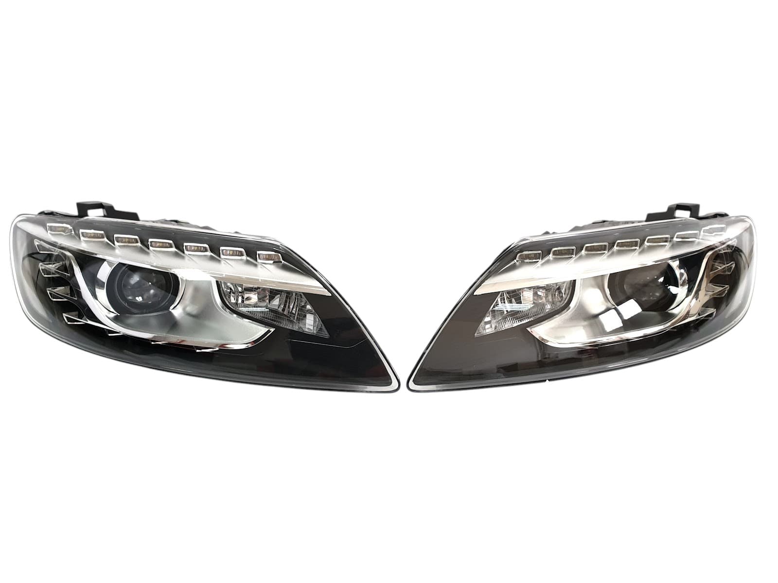Передні фари (Bi-Xenon No Adaptive Європа) без блоків на Audi Q7 4L 2005-2015 року