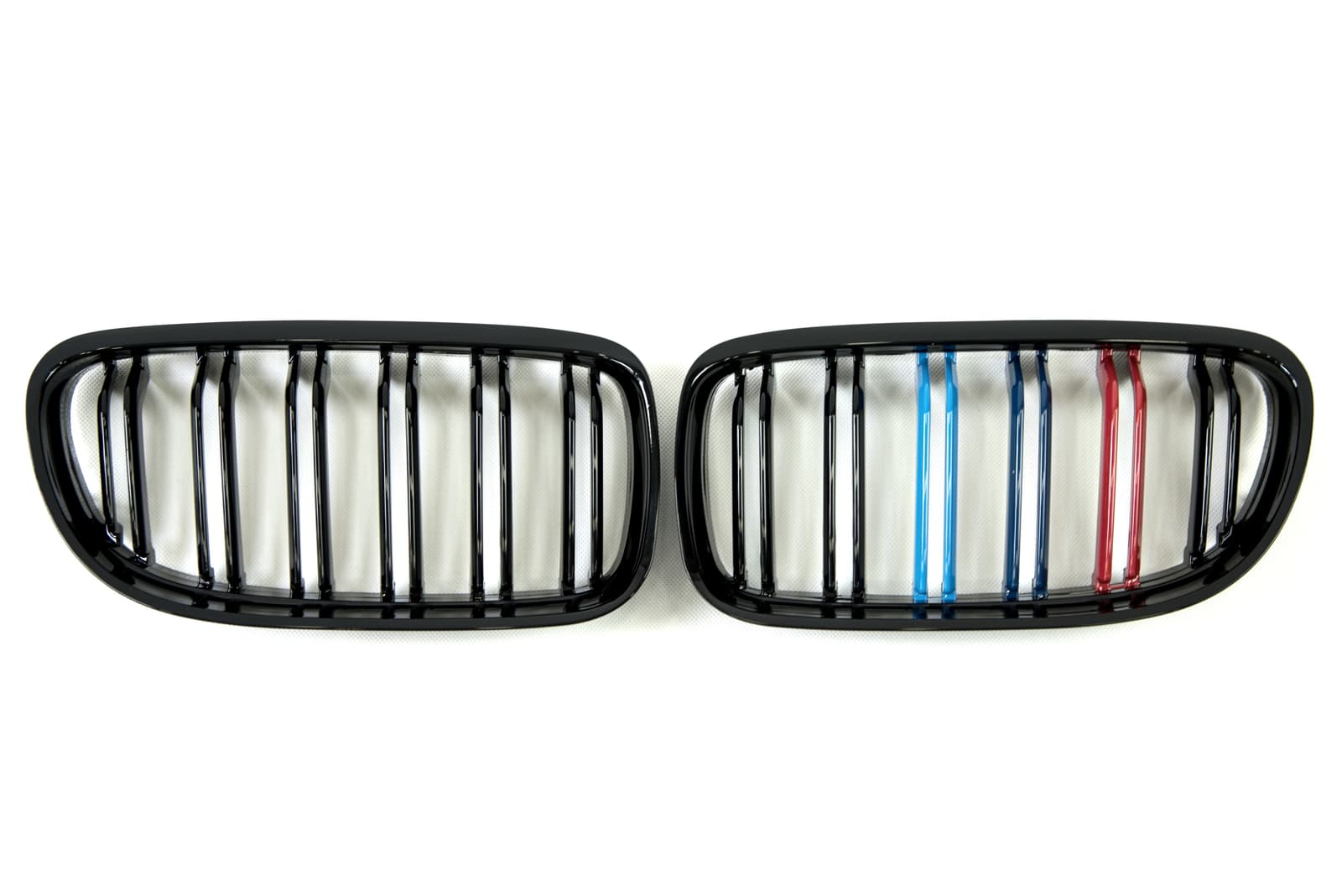 Ніздрі M-color (Подвійні M-Look) на BMW 3 Series E90 / E91 2008-2012 року