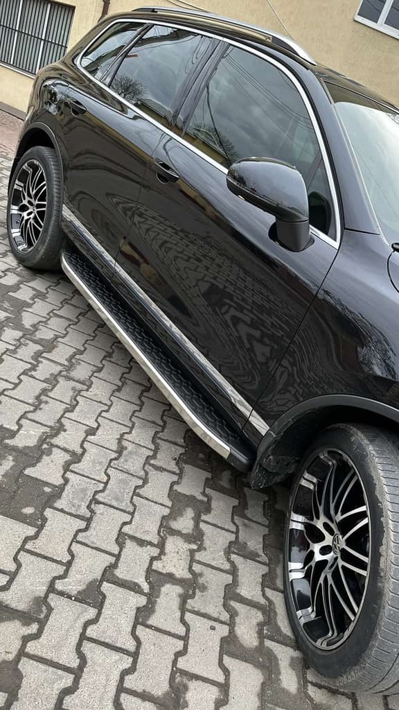 Бокові пороги BlackLine (2 шт, алюміній)