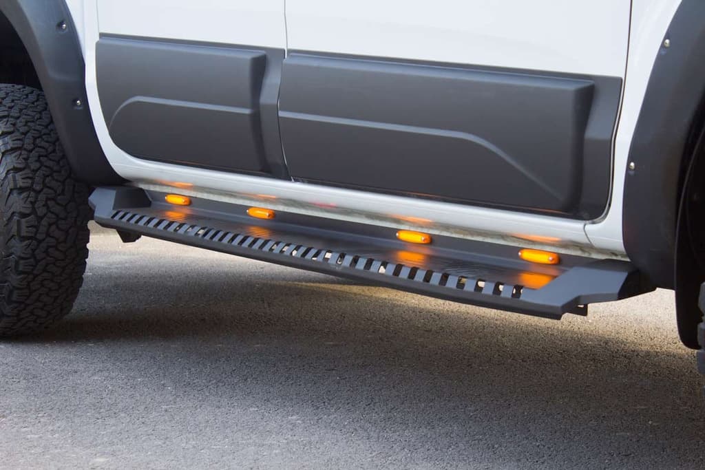 Бічні пороги Dakar V1 з LED (2 шт, метал) 2