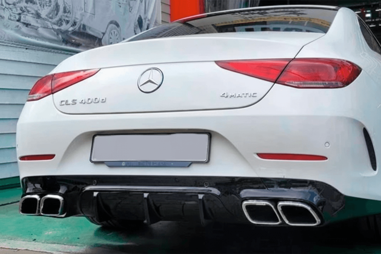Задній дифузор з насадками (Дизайн GT63)
