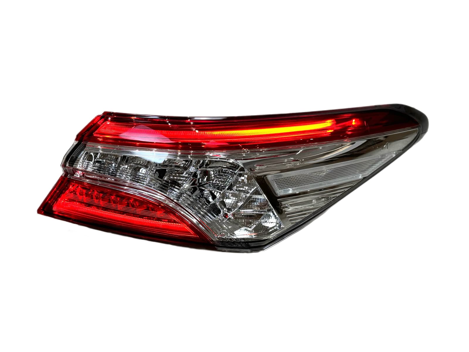 Задній ліхтар зовнішній правий FULL LED Toyota Camry 70 ЄВРОПА 2017-2020 1шт.