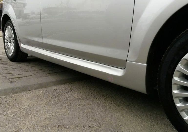 Бокові пороги Sedan (під фарбування)