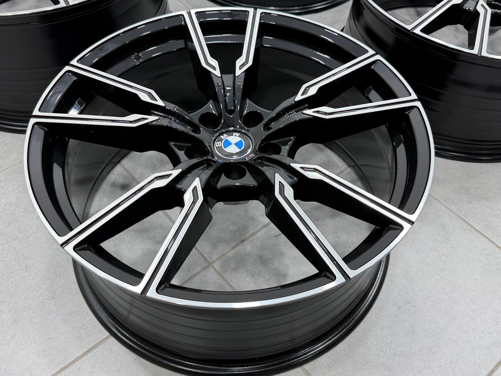 Диски різноширокі стиль 747M R20 8.5 9.5 для BMW 5x112 66.6, комплект 4шт. 4