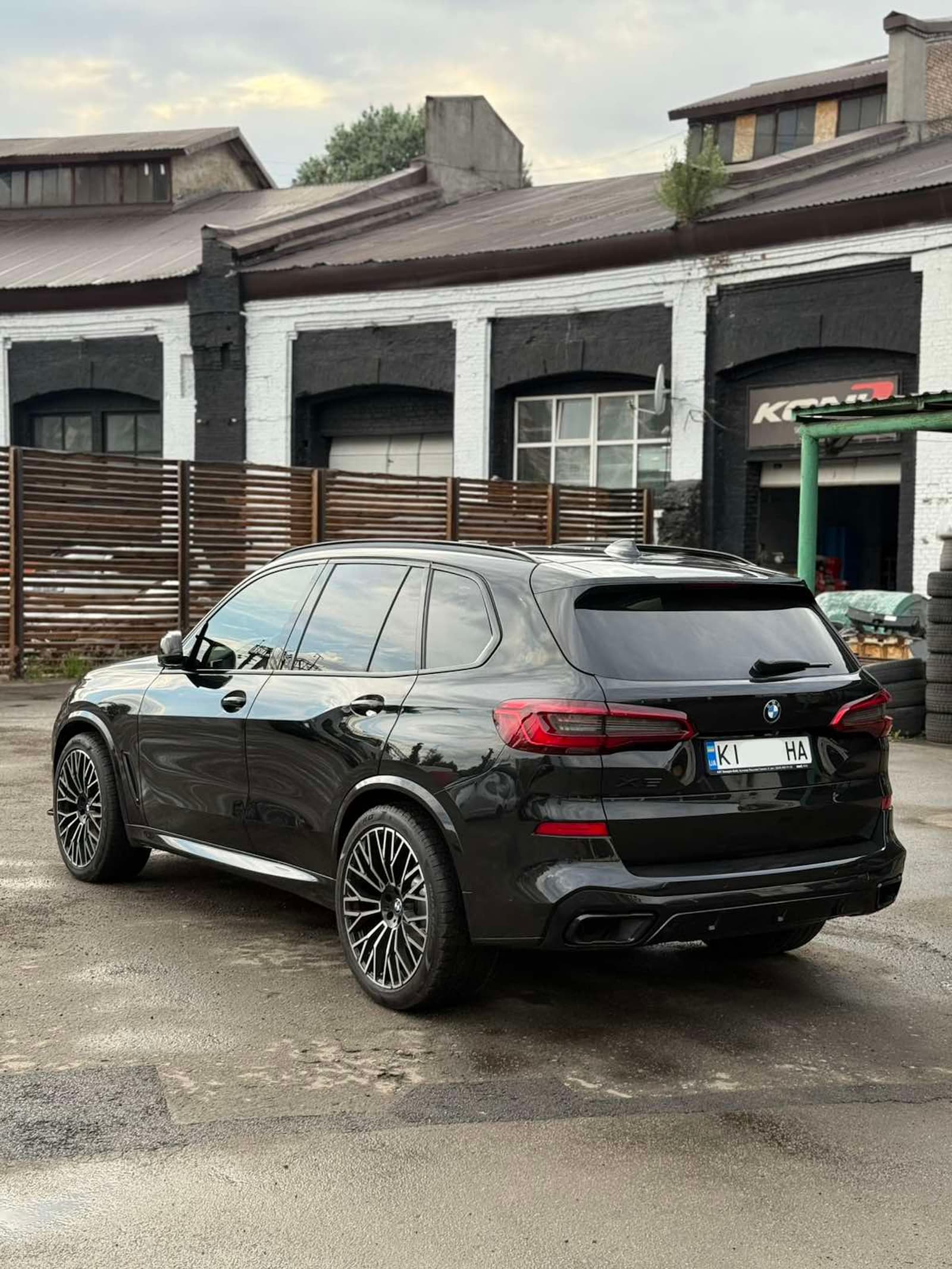 R22 BMF (різноширокі) Диски на BMW X5 G05 2018-2022 року 5