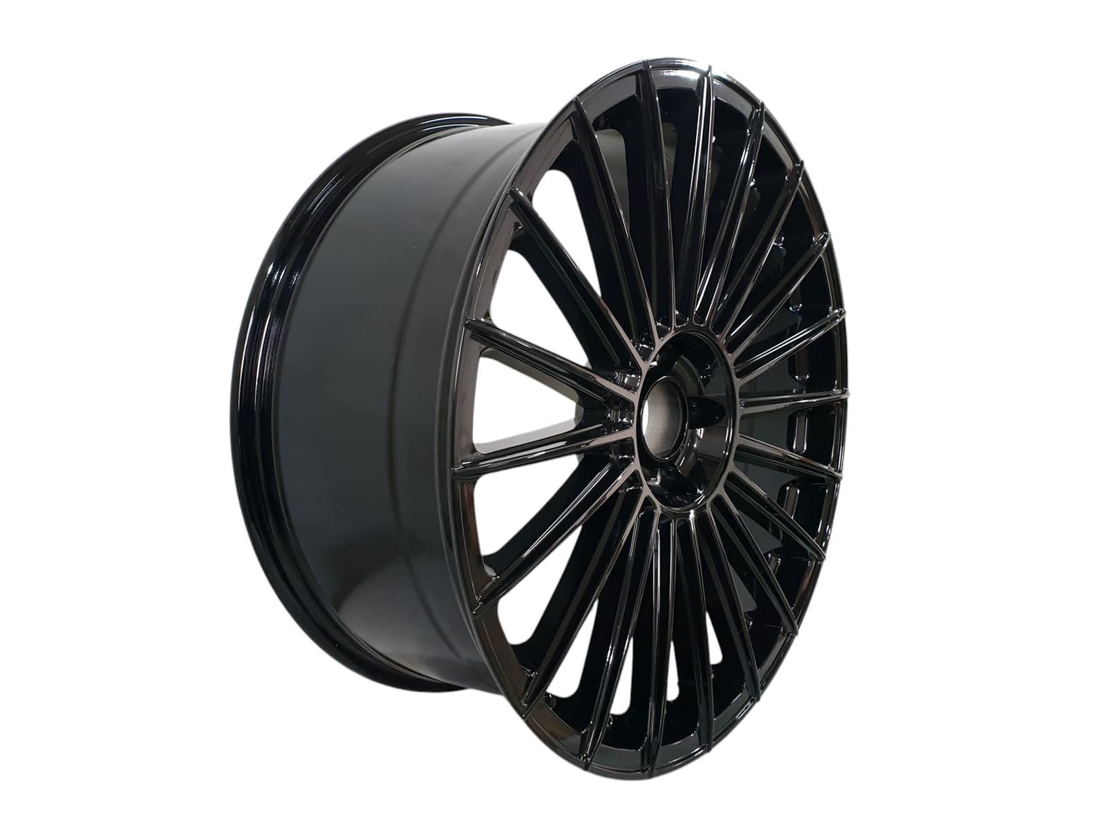 R22 Gloss Black (одноширокі 9,5J ET35) Диски на Audi Q7 4M 2015-2020 року 2
