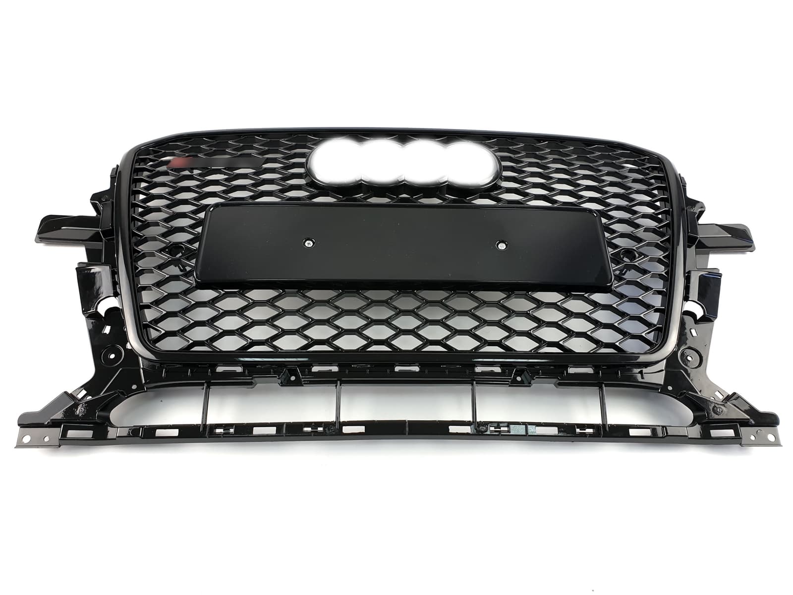 Решітка радіатора Full Black (в стилі RSQ5) на Audi Q5 8R 2012-2016 року 2