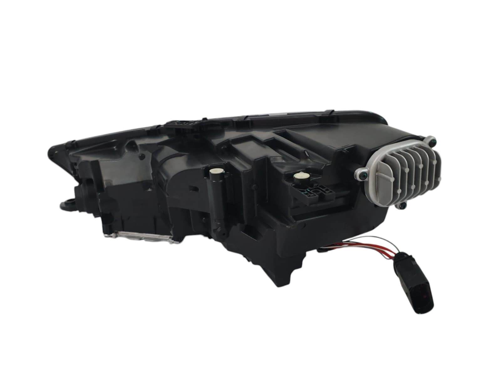 Передні фари (LED Європа заміна ксенона) на Audi A4 B9 2015-2019 року 4