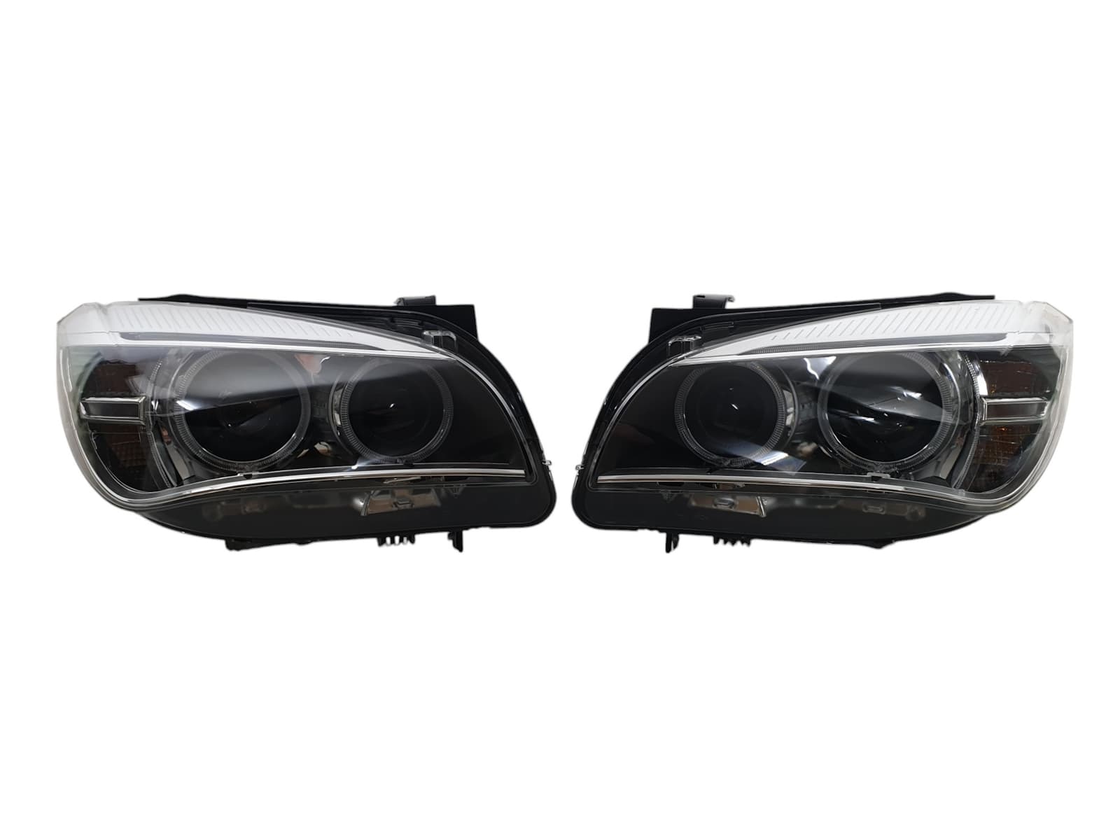 Передні фари (Xenon не адаптив) на BMW X1 E84 2009-2015 року