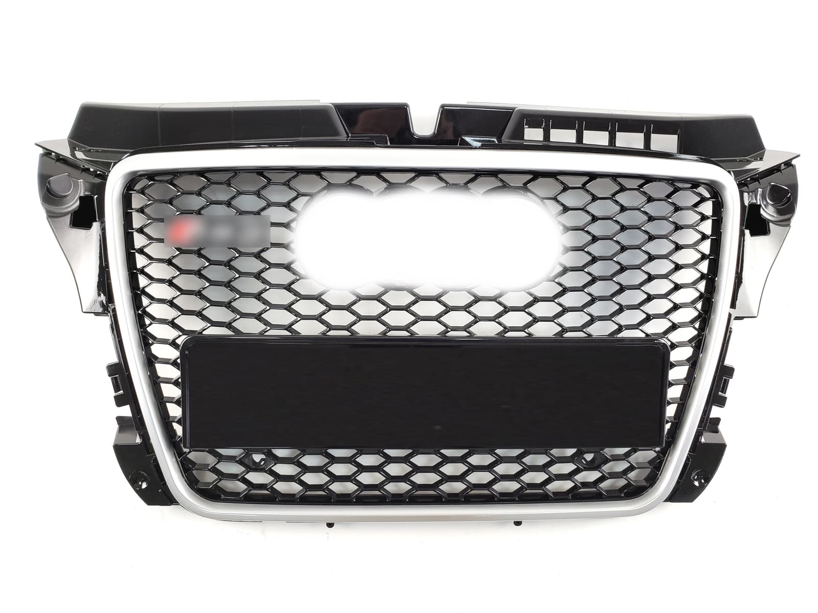 Решітка радіатора Black Silver (в стилі RS3) на Audi A3 8P 2008-2012 року