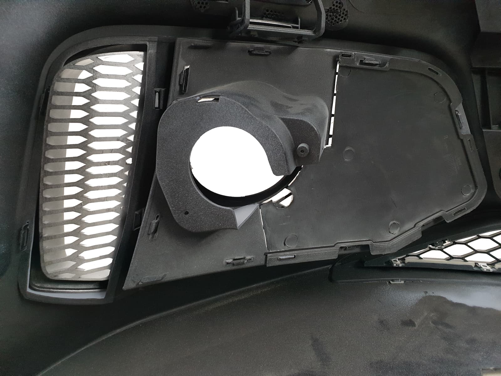 Передній бампер (в стилі RSQ5 V3) на Audi Q5 8R 2012-2016 року 5