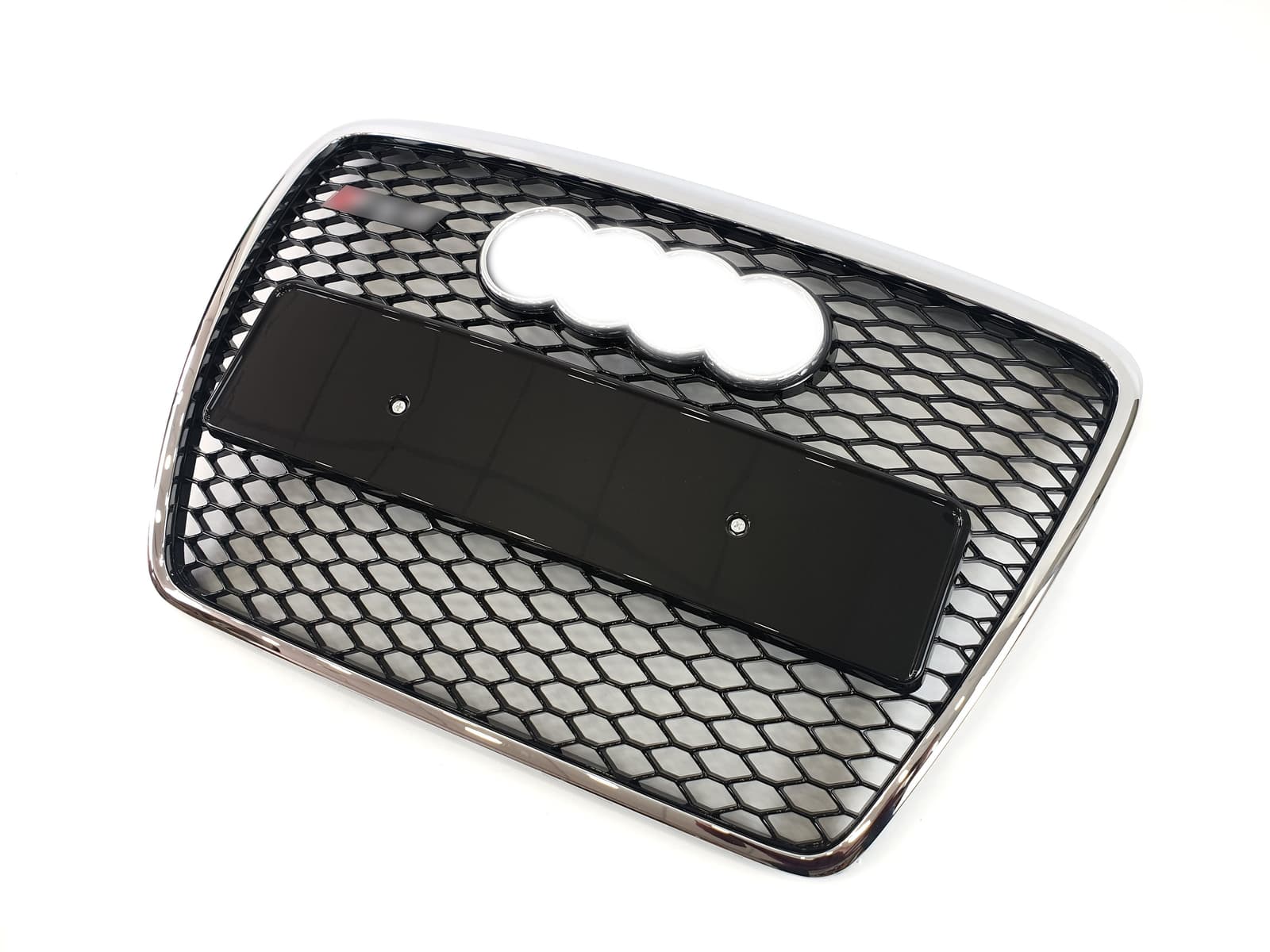 Решітка радіатора Chrome Black (в стилі RS6) без PDC на Audi A6 C6 2004-2011 року 3
