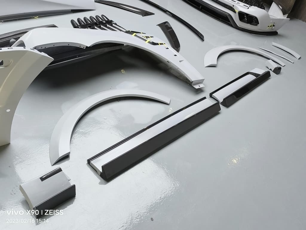 Комплект обвісів Wide Body Kit (для 2018-2024) 4