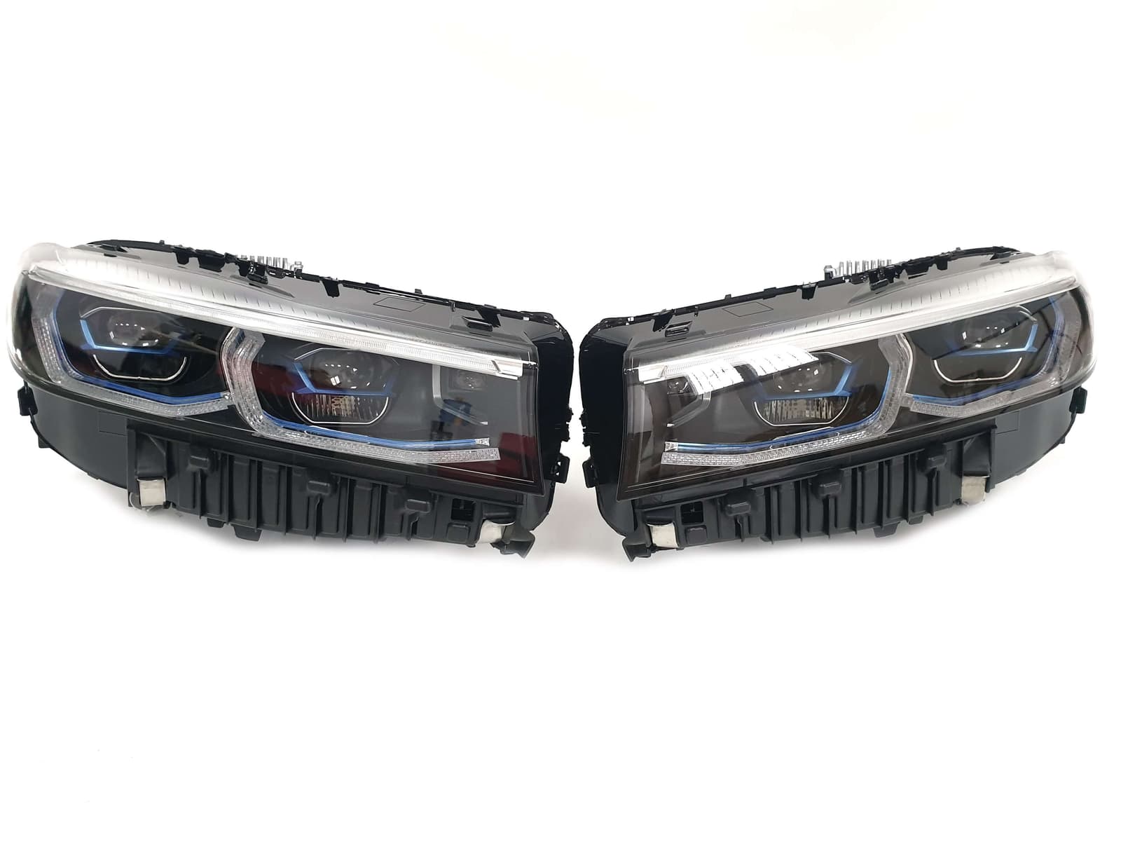 Передні фари (Full Led в стилі Laser) апгрейд в LCI на BMW 7 Series G11 / G12 2015-2019 року