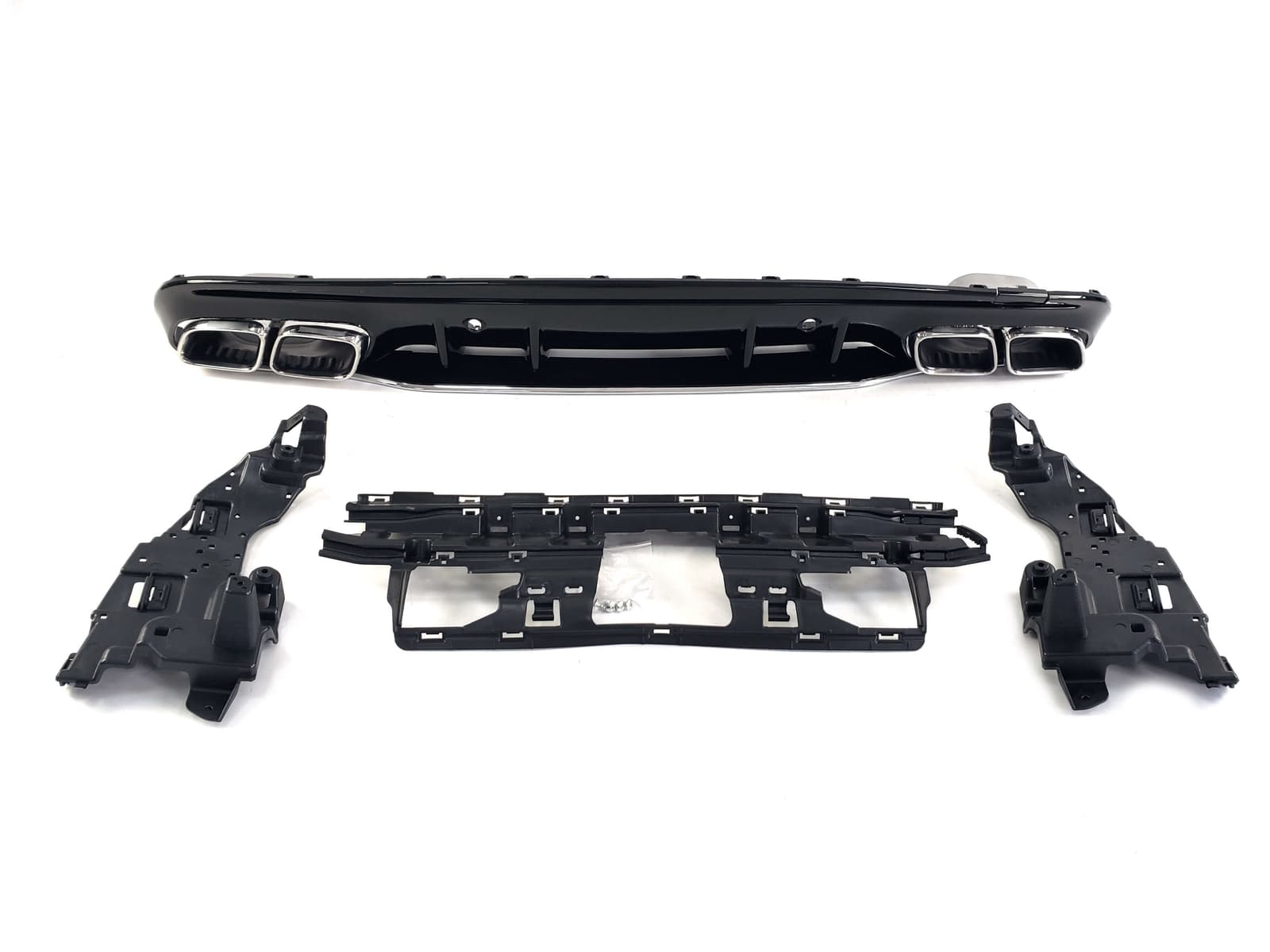 Дифузор (заднього бампера) Chrome Black / Chrome Pipe (стиль AMG C63 2018+) Sedan на Mercedes-Benz C-Class W205 2014-2018 року