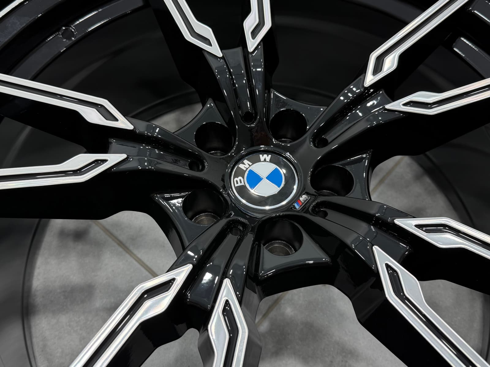 Диски різноширокі стиль 747M R20 8.5 9.5 для BMW 5x112 66.6, комплект 4шт. 6