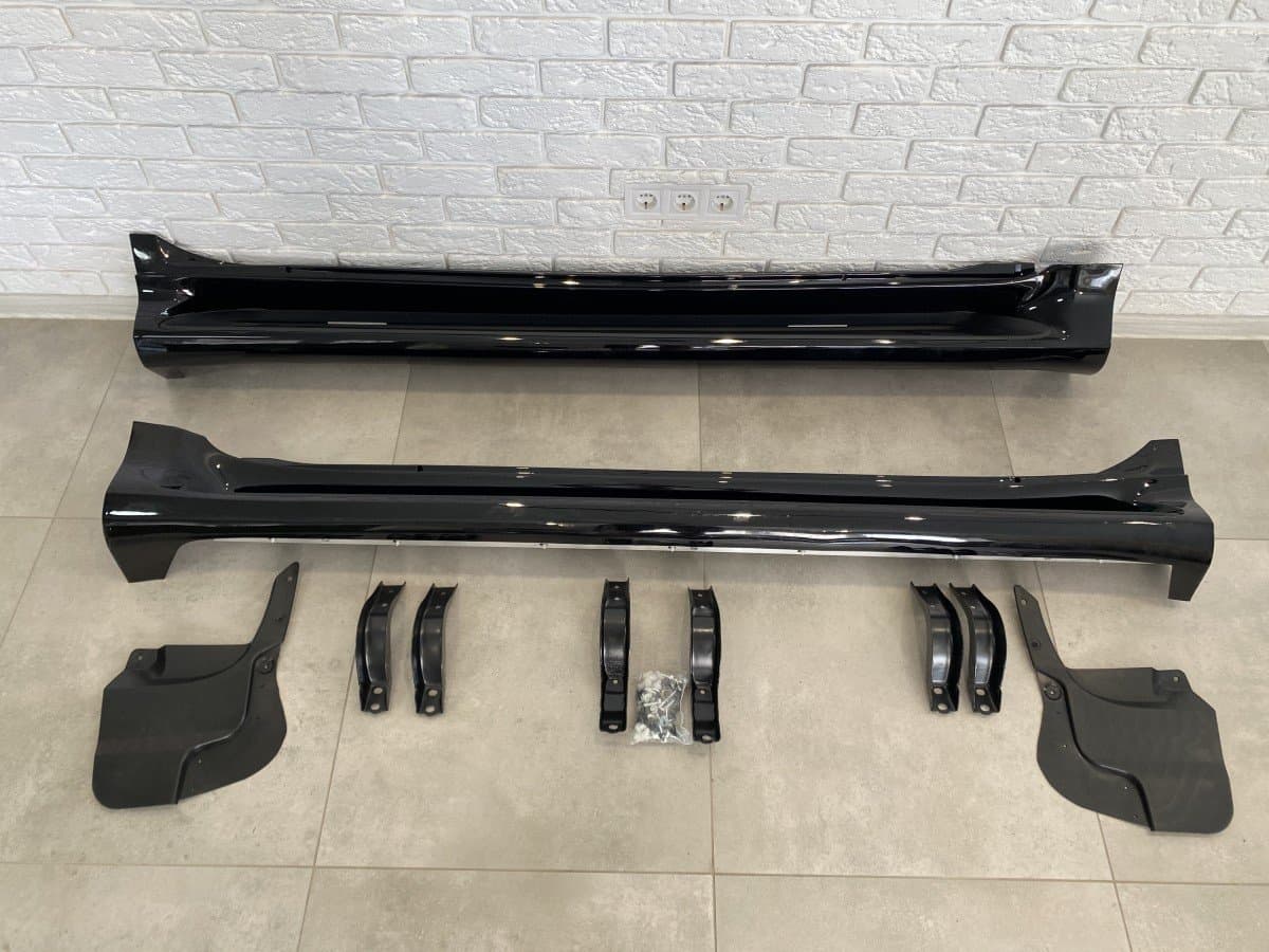 Бічні пороги Lexus GX 460 / Toyota Land Cruiser Prado 150 2009-2021 у чорному кольорі
