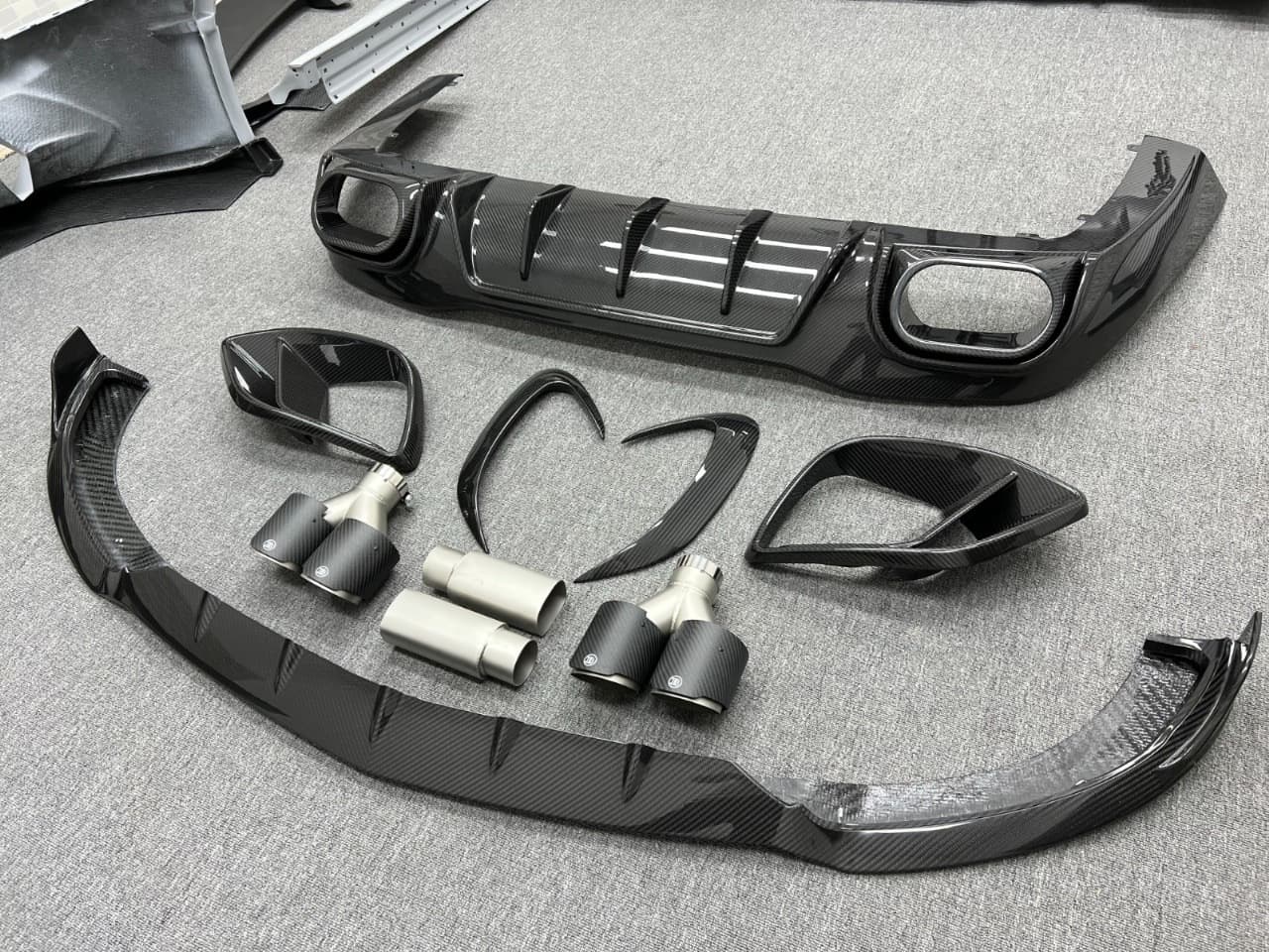 Комплект обвісів BRB Carbon V2 (для GT53 2018-2022)