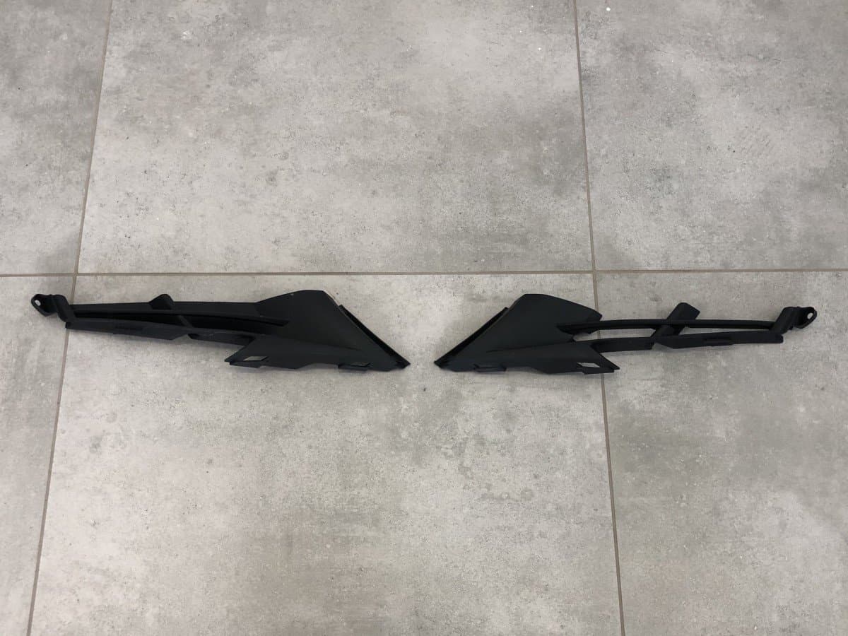 Вставки заглушки бампера Lexus RX 2015-2019 2шт L - 5328648030 / R - 5328548040