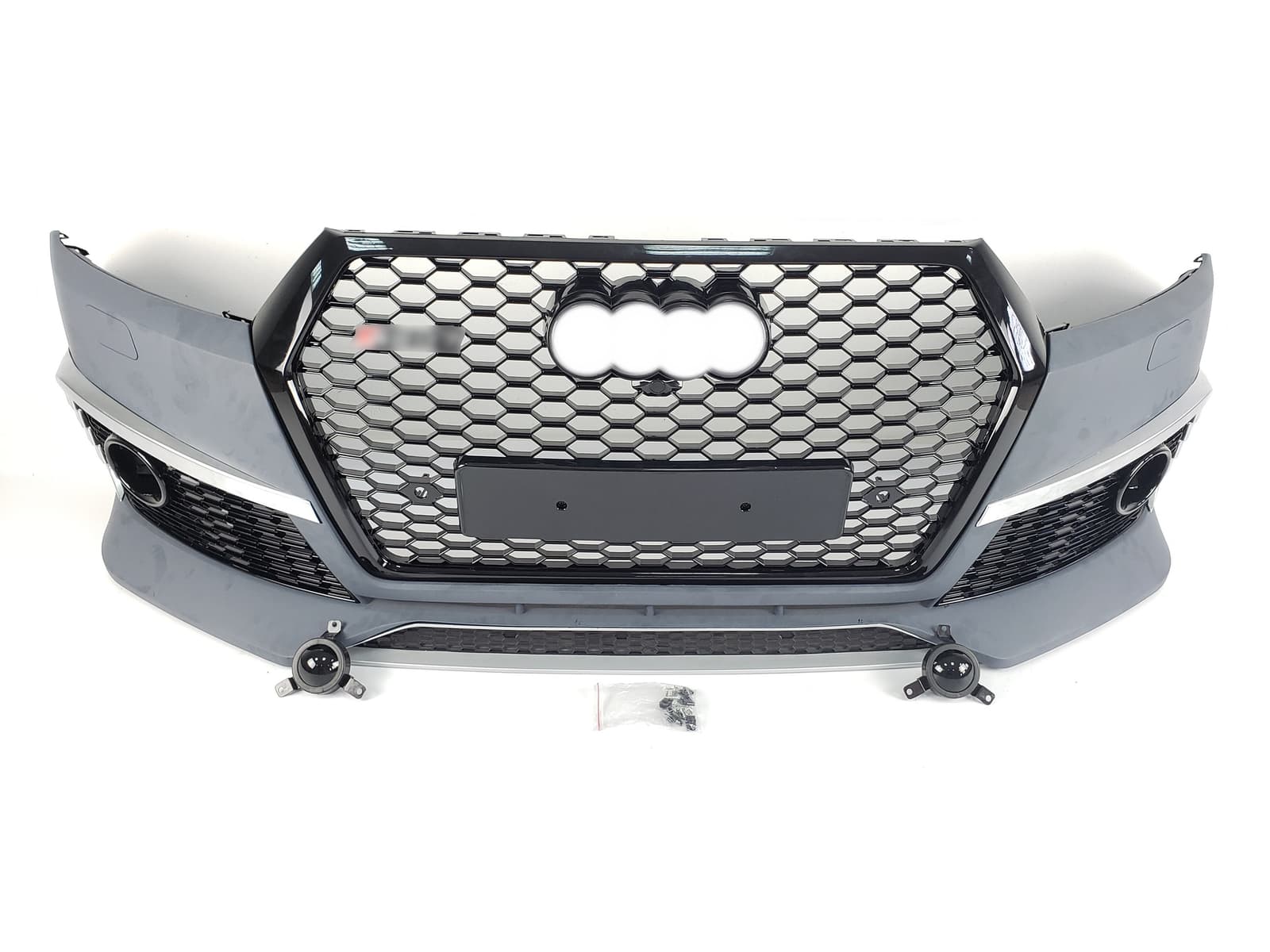 Передній бампер (RS Style) Silver Black на Audi Q7 4M 2015-2020 року
