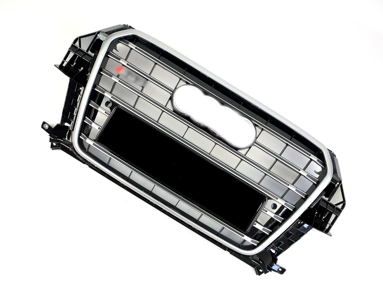 Решітка радіатора Black Silver (в стилі SQ3) на Audi Q3 8U 2011-2014 року 3