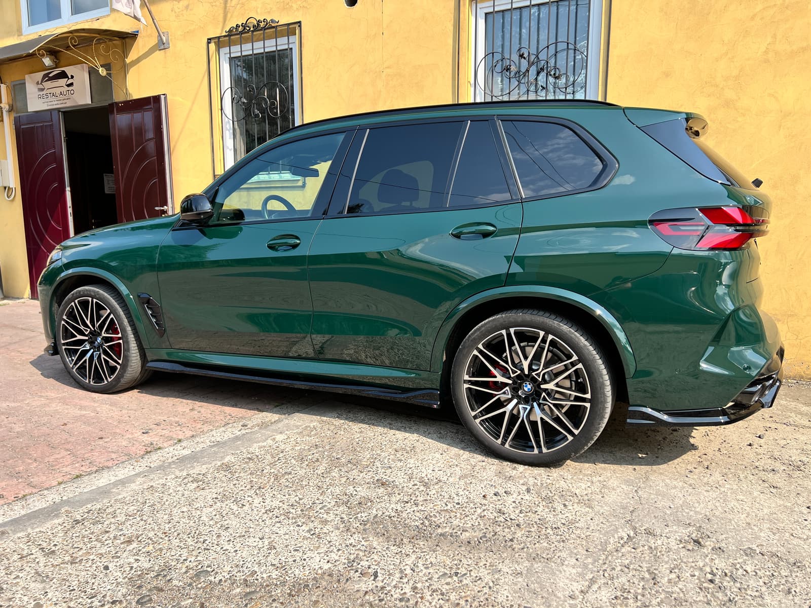 R22 (задні) на BMW X5 G05 2018-2022 року 4