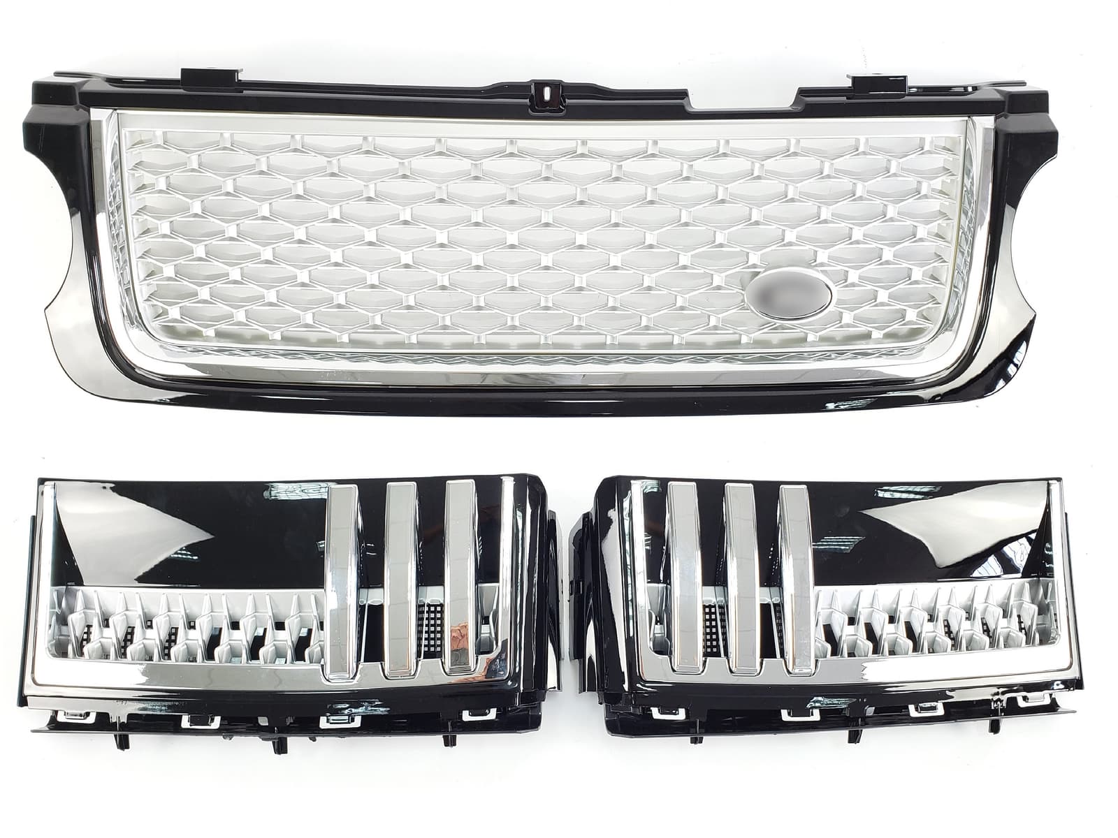 Решітка радіатора + жабра на Land Rover Range Rover Vogue L322 2010-2013 року