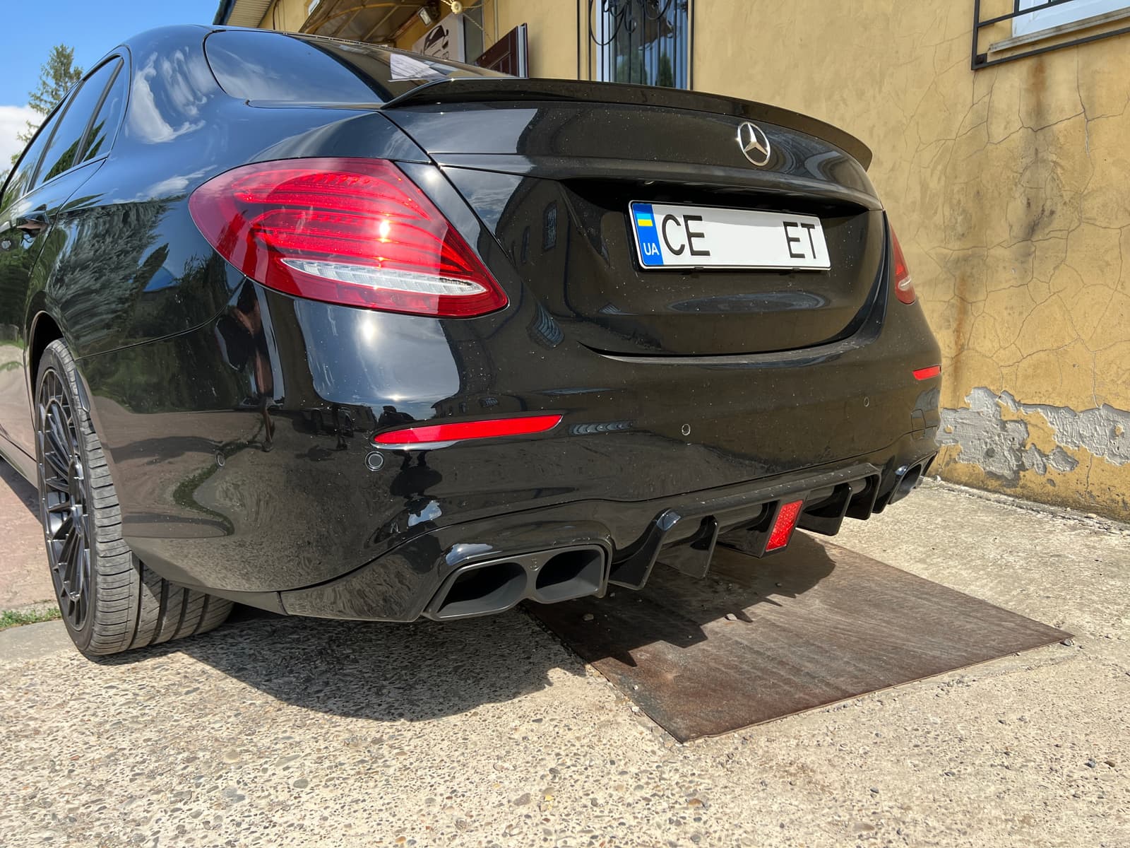 Спойлер Чорний глянець (седан) на Mercedes-Benz E-Class W213 2016-2020 року 6