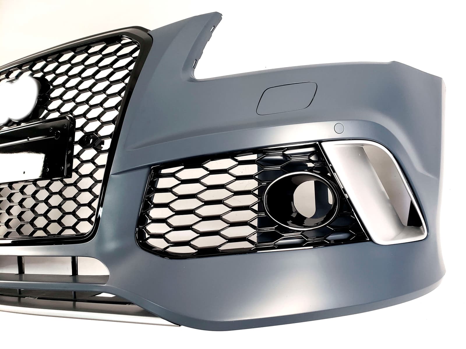 Передній бампер (в стилі RSQ5) V1 на Audi Q5 8R 2012-2016 року 4