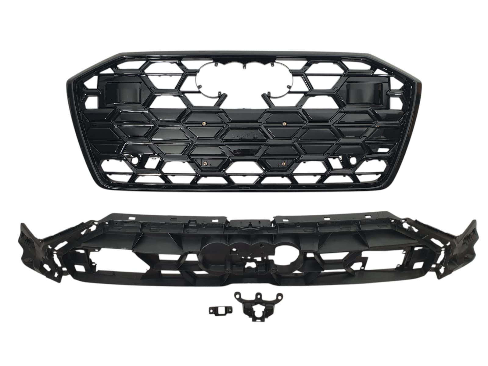 Решітка радіатора Full Black (стиль S6) під дистронік на Audi A6 C8 2023-2024 року