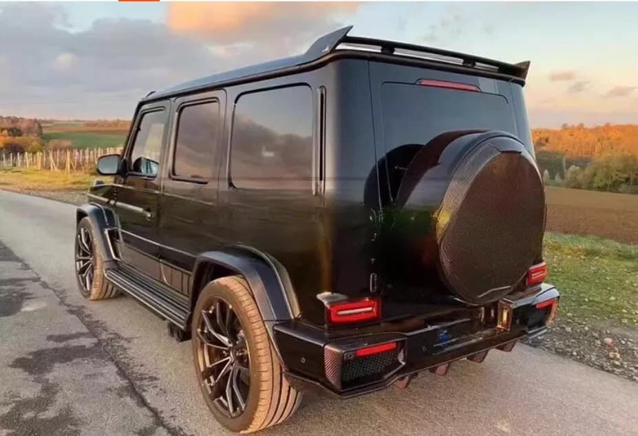 Дифузор заднього бампера V2 (для G63 AMG, Карбон)