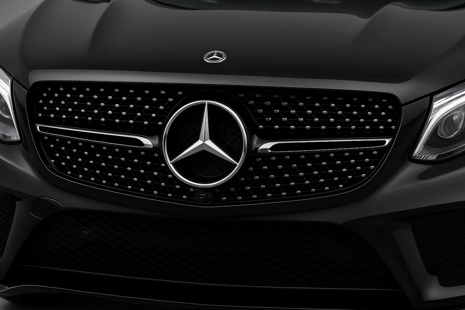 Тюнінг решітка Diamond Black (GLE) Без камери