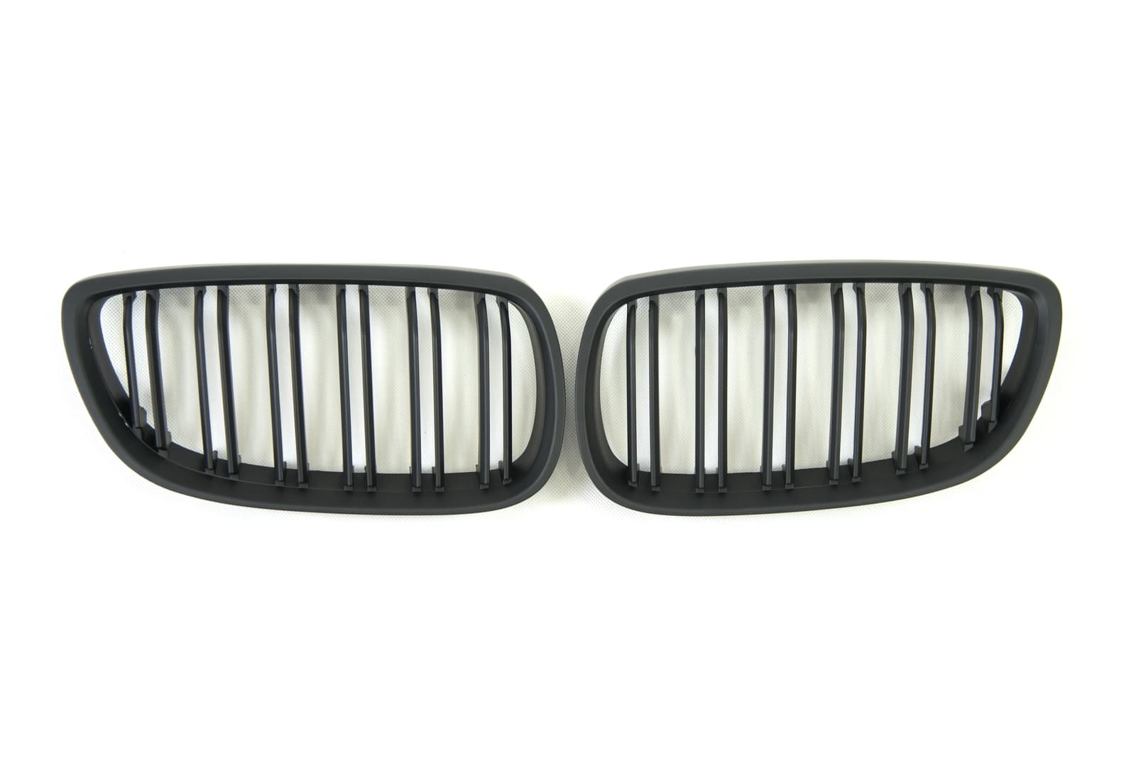 Ніздрі Чорний мат (Подвійні M-Look) на BMW 3 Series E92 / E93 2006-2010 року
