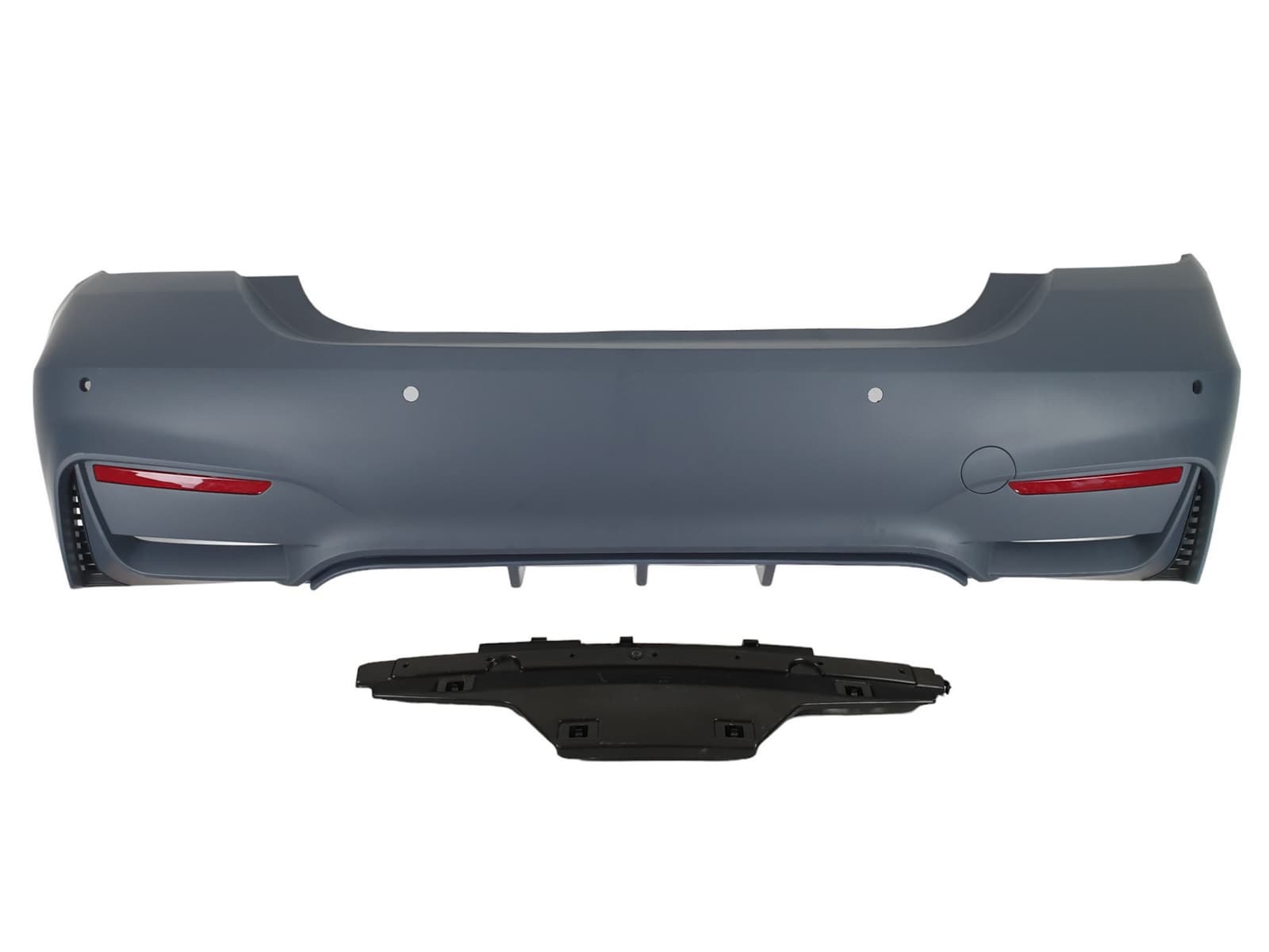 Задній бампер (стиль M4 F82) на BMW 4 Series F32 / F33 2013-2020 року