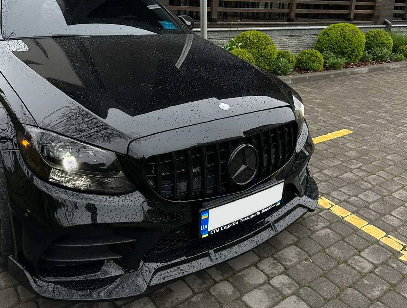 Губа (переднього бампера) Чорний глянець (стиль Brabus) на Mercedes-Benz C-Class W205 2018-2021 року 6