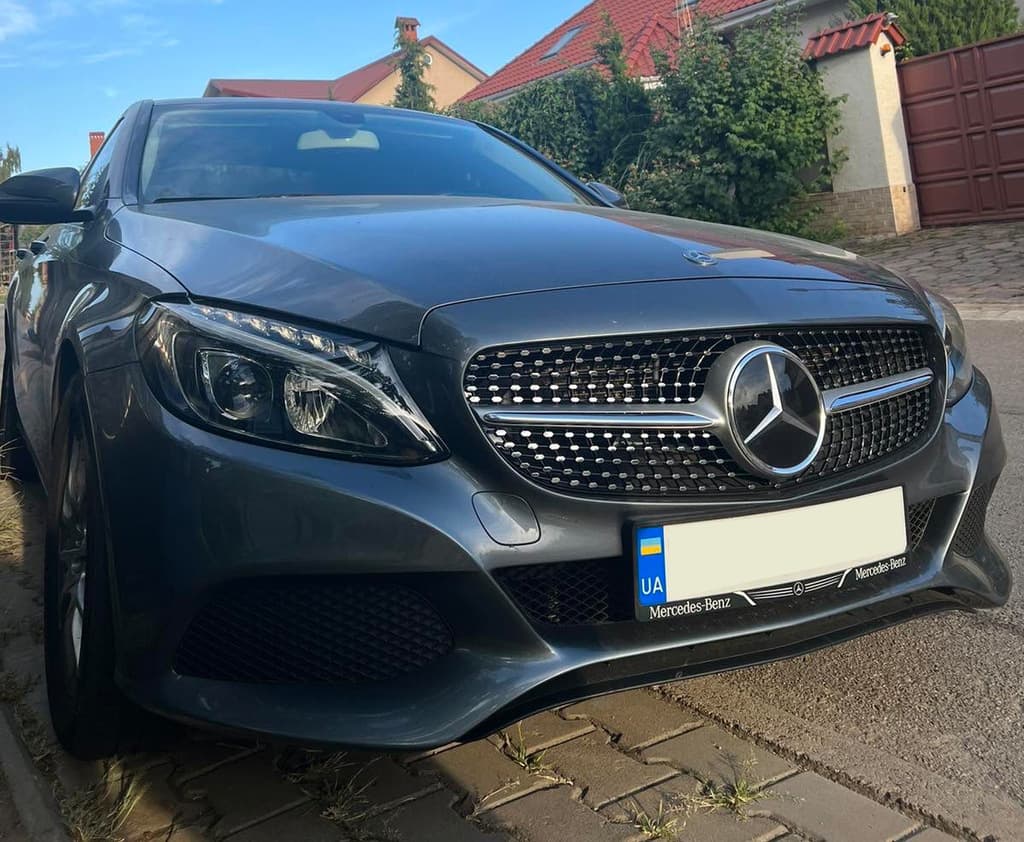 Передня решітка Diamond Silver (для Avantgarde/AMG-Line/C43 AMG) 2014-2018, без камери 4