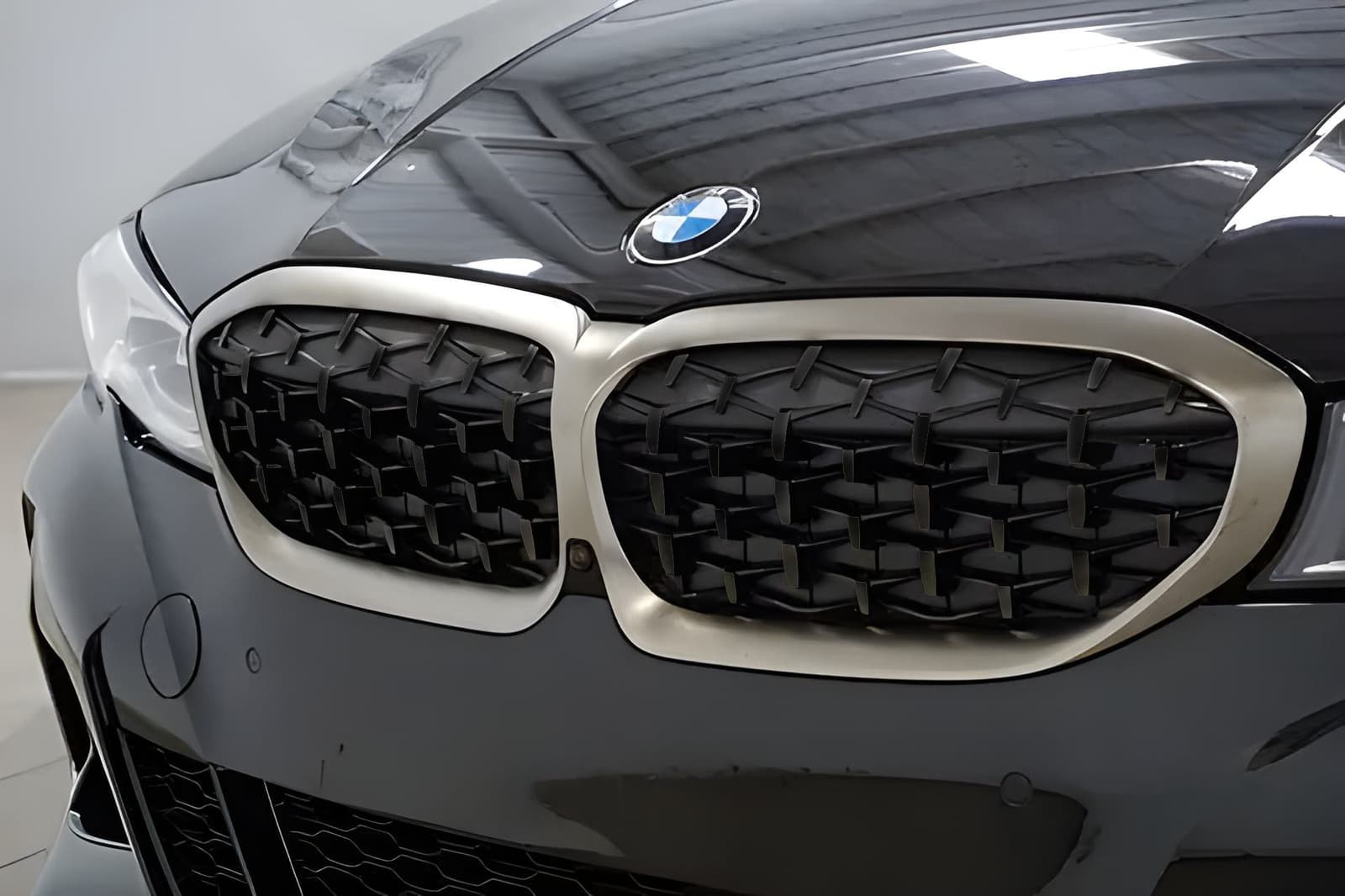 Ніздрі Diamond Black (2018-2022, хром окантовка)