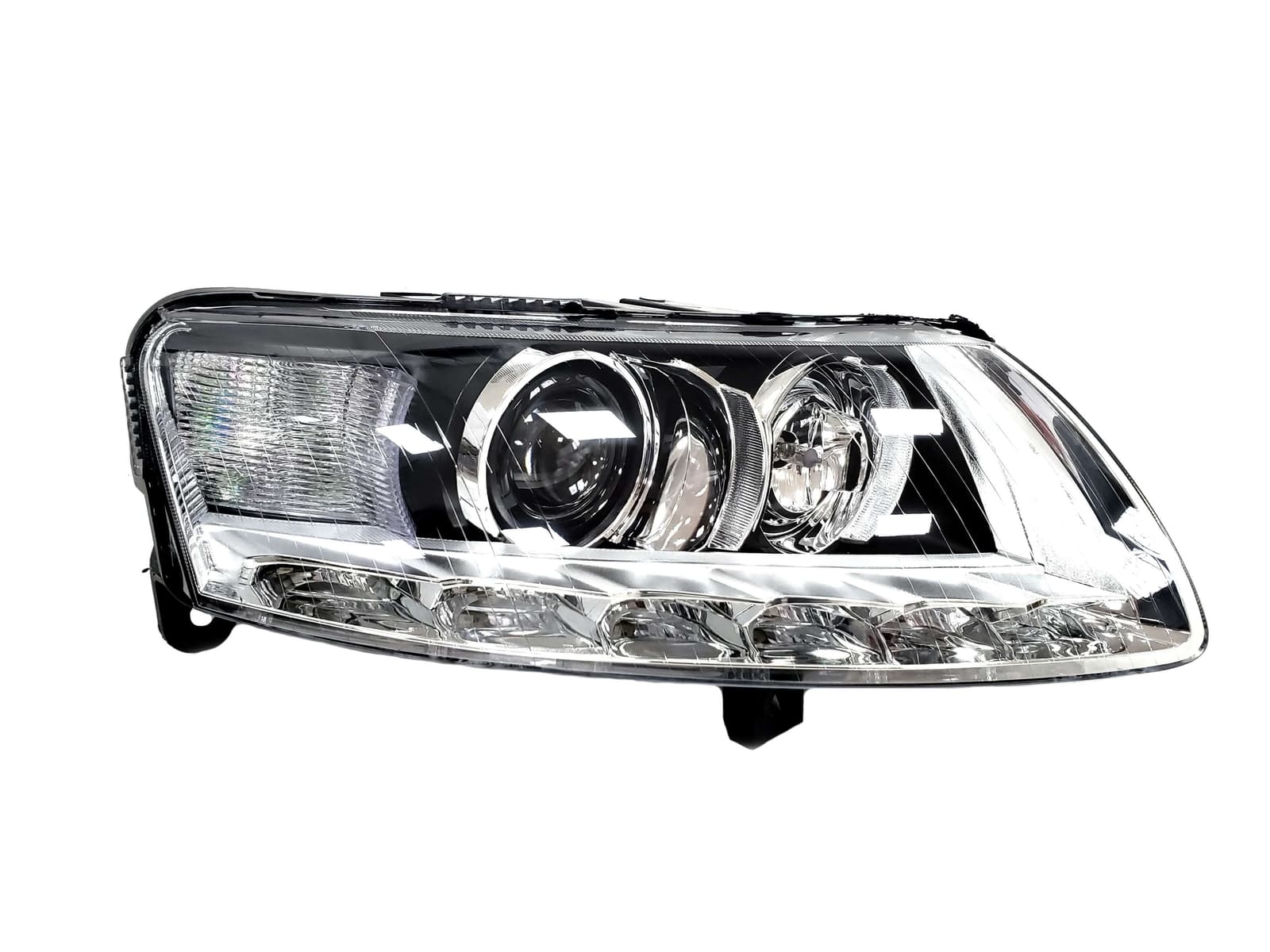 Передні фари (Bi-Xenon No Adaptive) без блоків LCI на Audi A6 C6 2004-2011 року 2