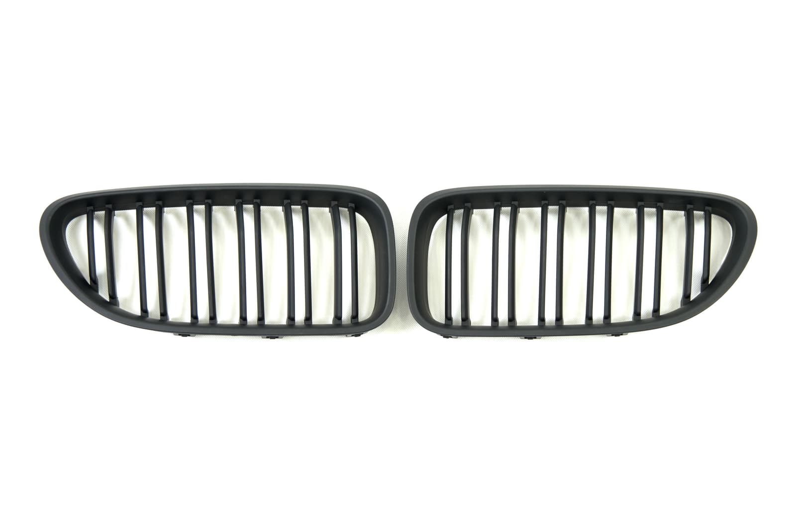 Ніздрі Чорний мат (Подвійні M-Look) на BMW 6 Series F06 / F12 / F13 2012-2017 року