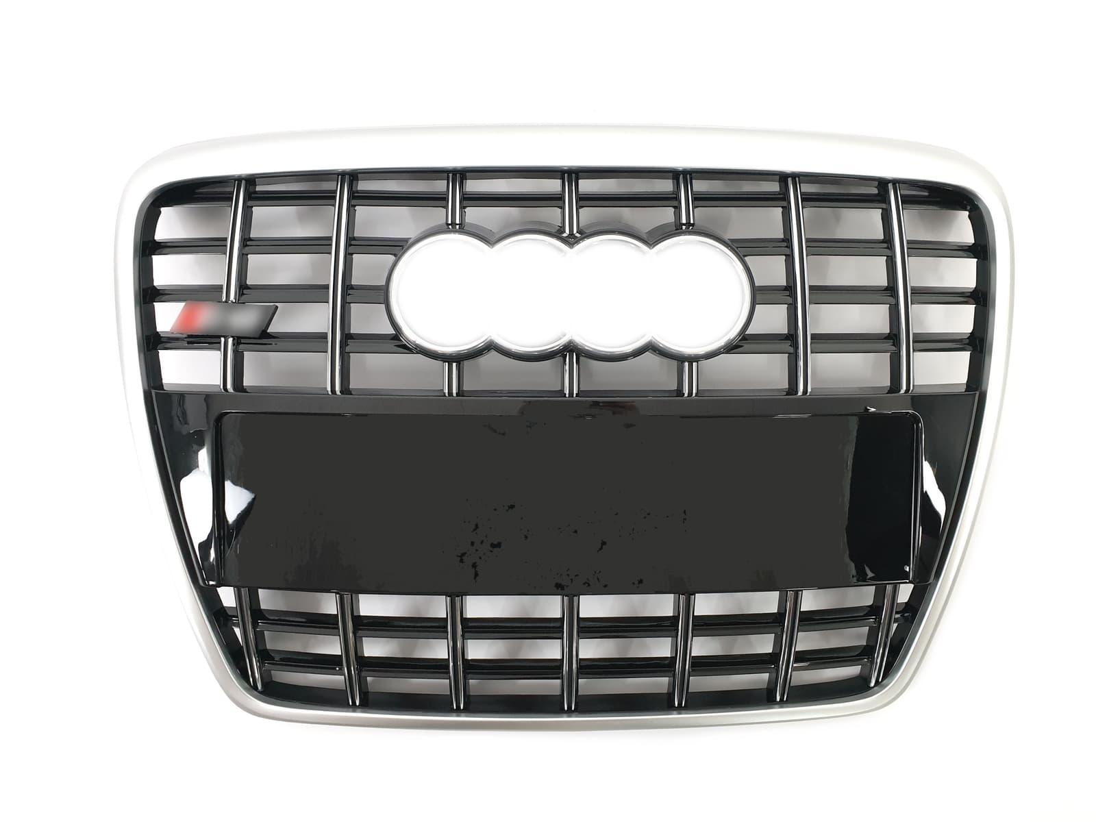 Решітка радіатора Black Silver (в стилі S6) без PDC на Audi A6 C6 2004-2011 року