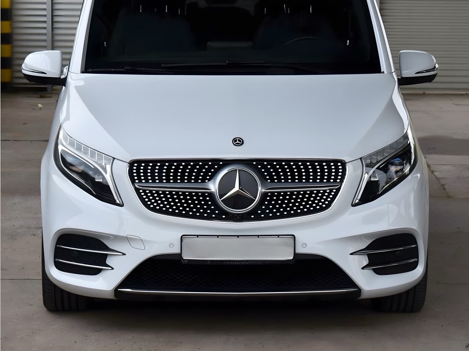 Бампер передній AMG Diamond Mercedes V Class Vito Metris W447 2014-2023