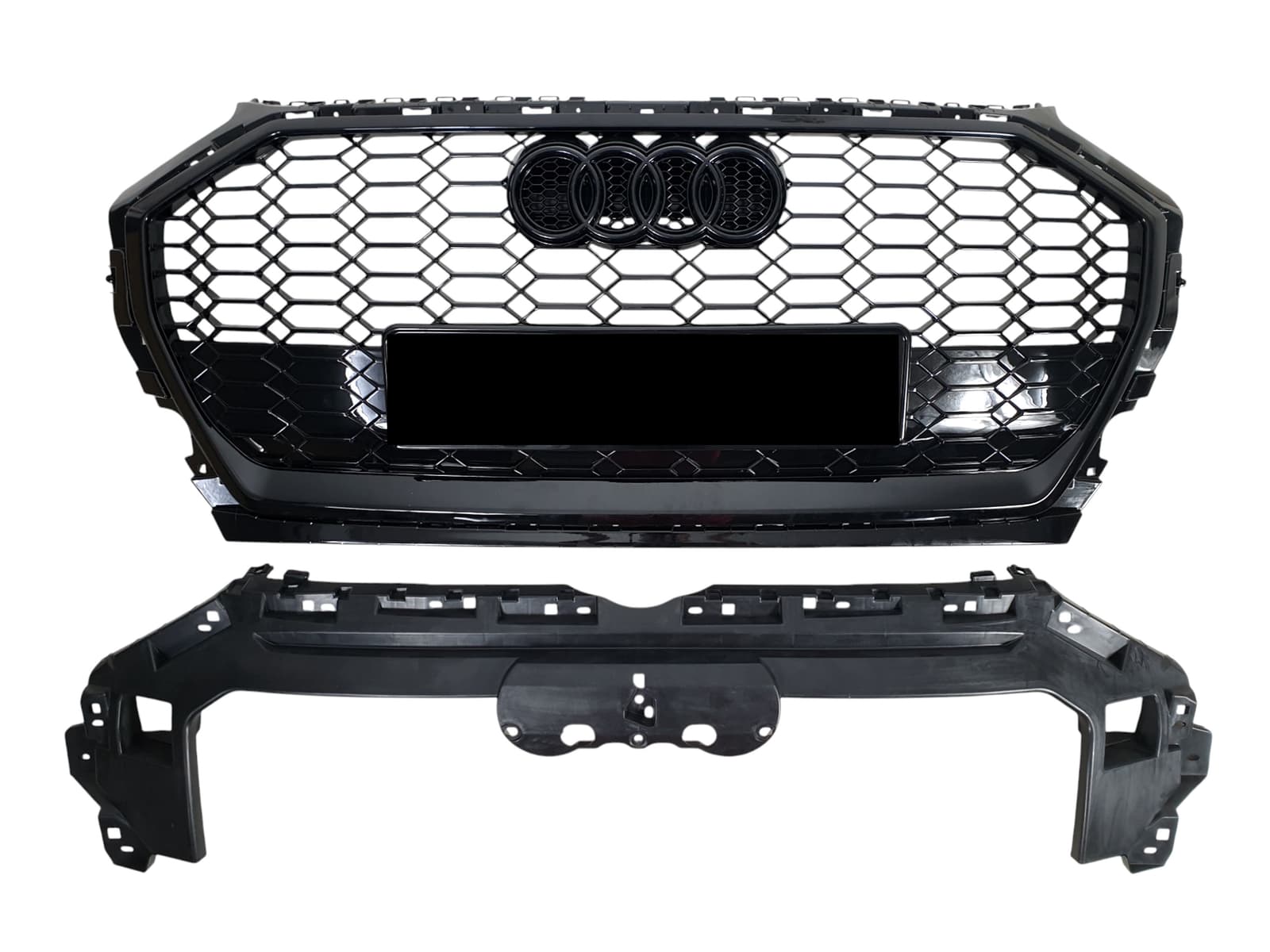 Решітка радіатора Full Black (в стилі RSQ5) V2 на Audi Q5 80A 2020-2024 року
