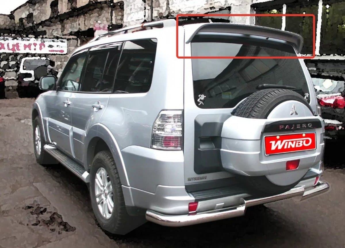 Спойлер на кришку багажника Mitsubishi Pajero Wagon 2000-2015 ABS пластик під фарбування
