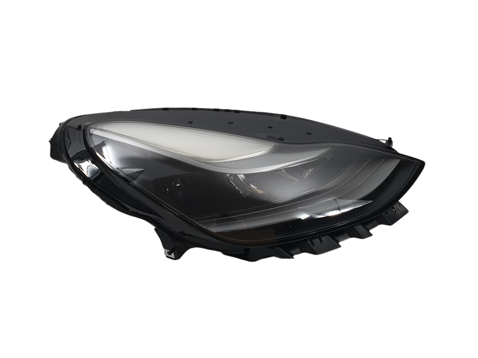 Передні фари LED на Tesla Model Y 2020-2024 року 2