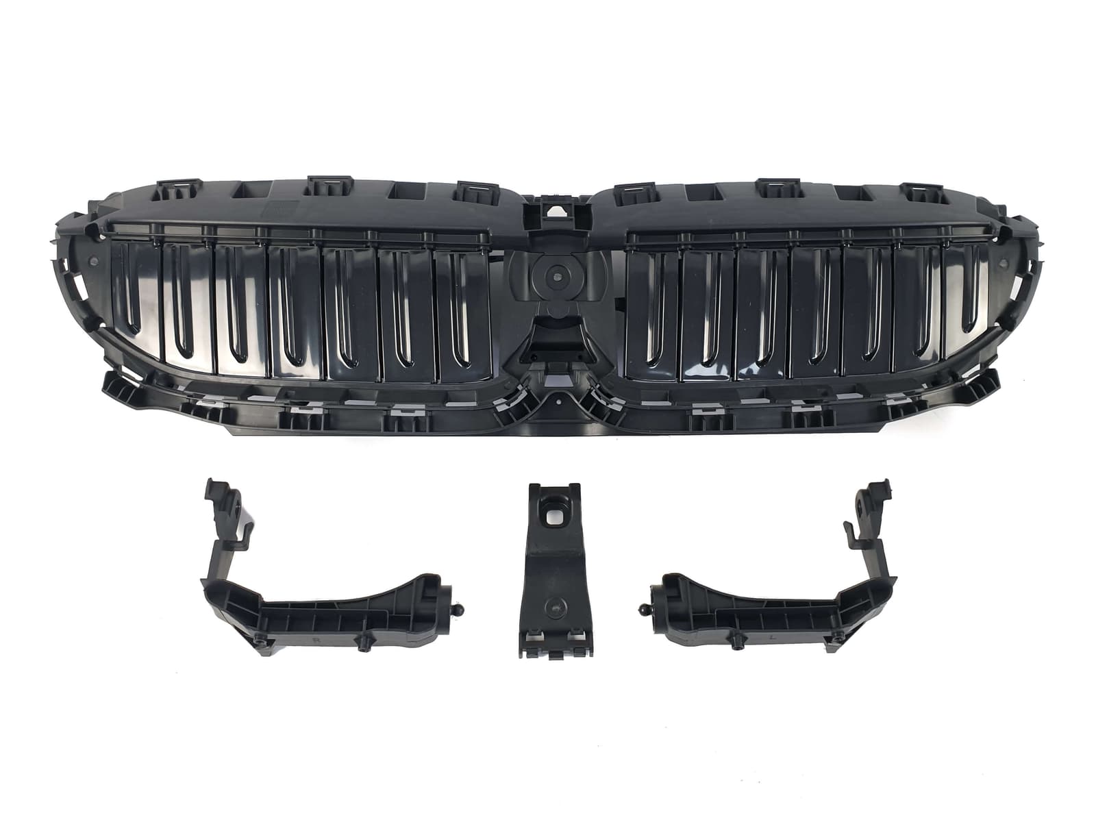 Повітряна заслонка (жалюзі) з моторчиком на BMW 3 Series G20 / G21 2018-2022 року