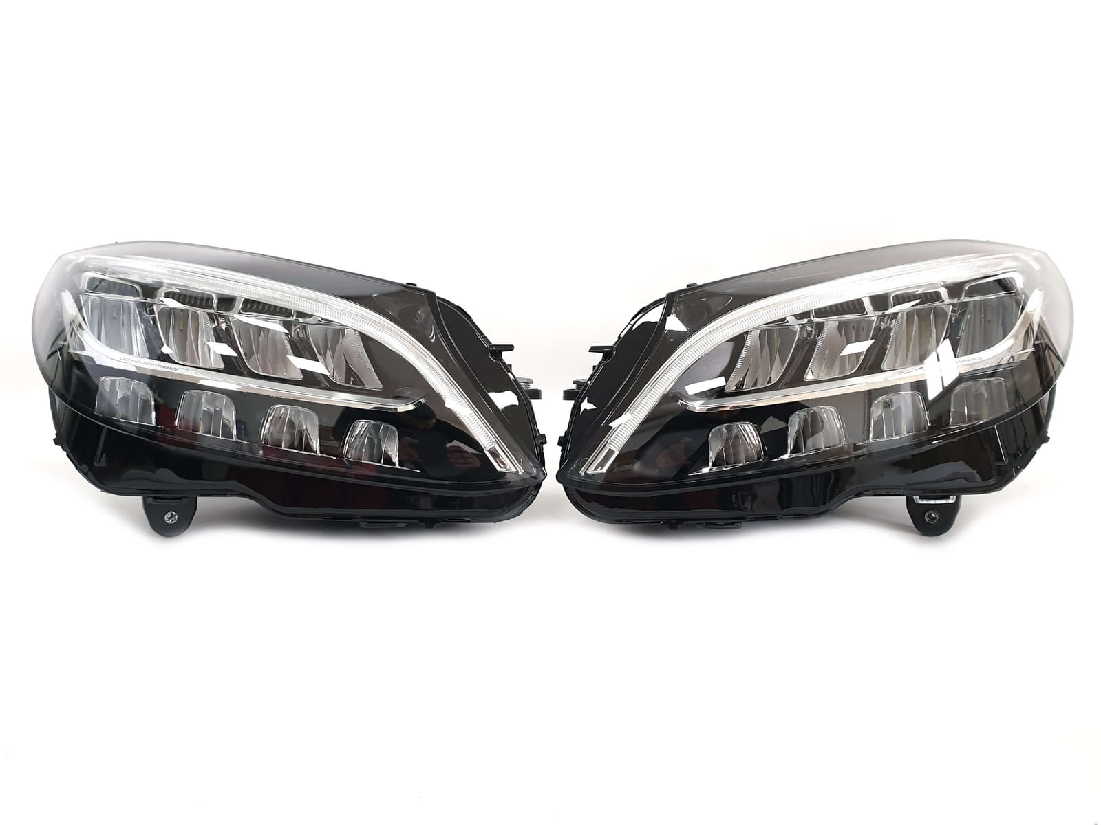 Передні фари Led High Performance (комплектні) на Mercedes-Benz C-Class W205 2018-2021 року